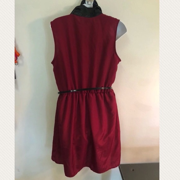 Dress - Picture 3 of 3